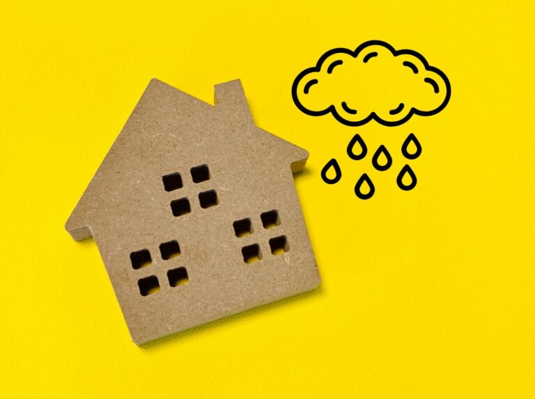 松山市のベランダ雨漏り修理・対策まとめ！費用、業者選びのポイントもご紹介